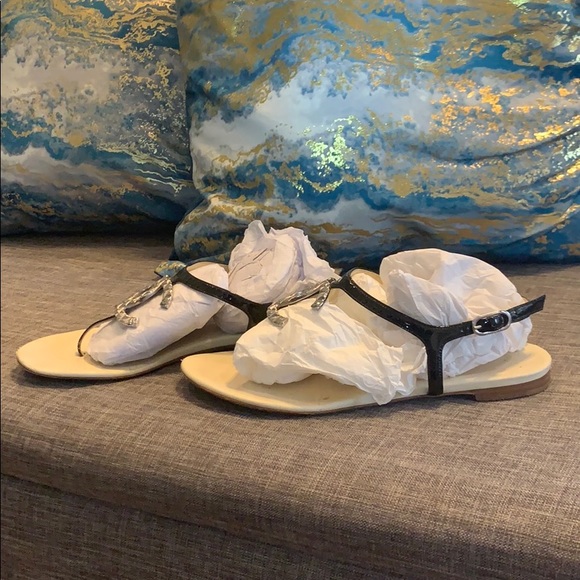 Chanel logo flats - Picture 2 of 7